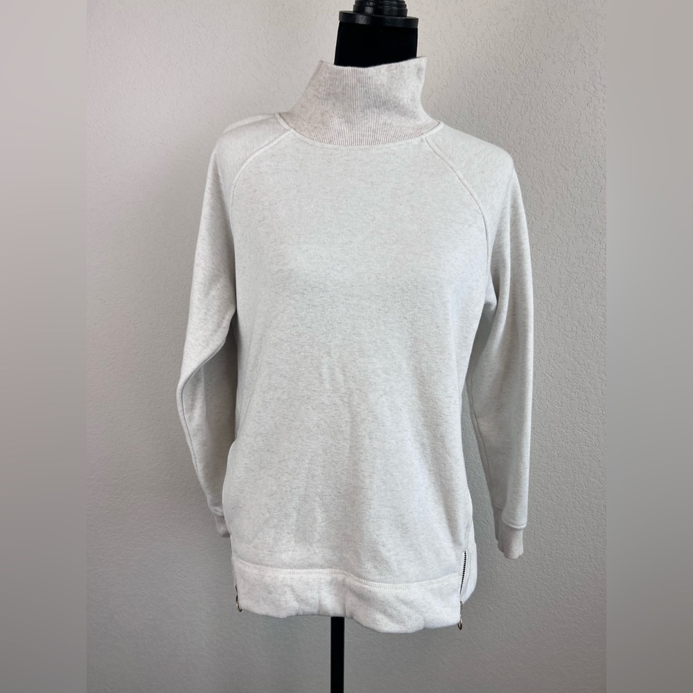 Athleta Turtle neck pullover sweatshirt with side zipper size small